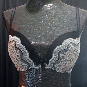 VICTORIA SECRET DREAM ANGELS PUSH UP BRA 34D